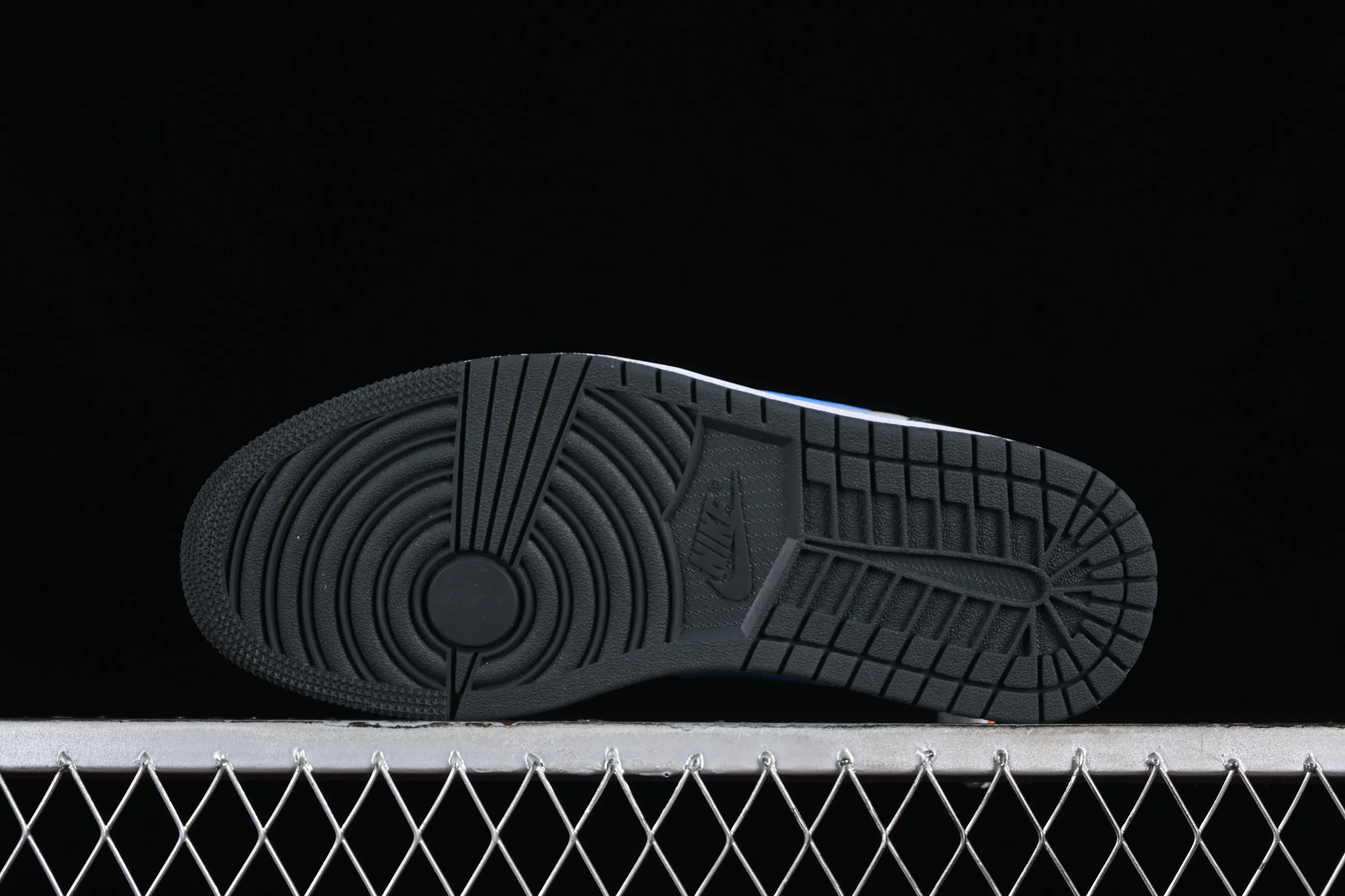 All categories Air Jordan Jordan series basketball shoes Air Jordan 1 Low Air Jordan 1 Low AJ1 Joe 1 black gray blue hook low-top cultural basketball shoes DC0774-040